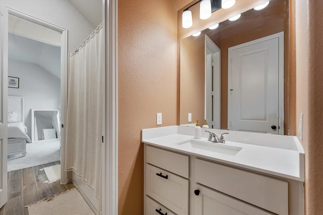 Photo of 10606 Beacon Harbor Way