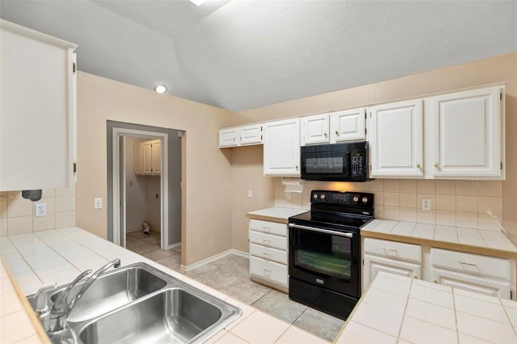 Photo of 2721 Brook Bend Lane