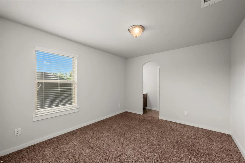 Photo of 6927 Glenmoor Drive