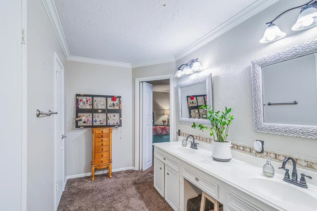 Photo of 16402 Clearcrest Drive