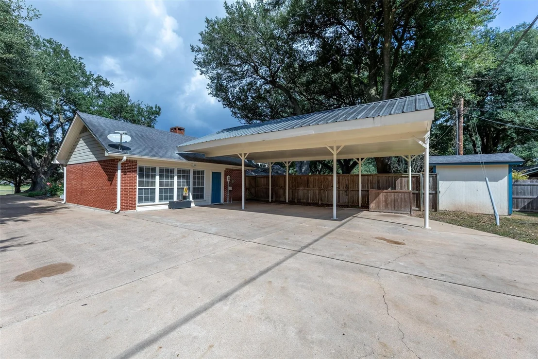 Photo of 1426 Park Lane