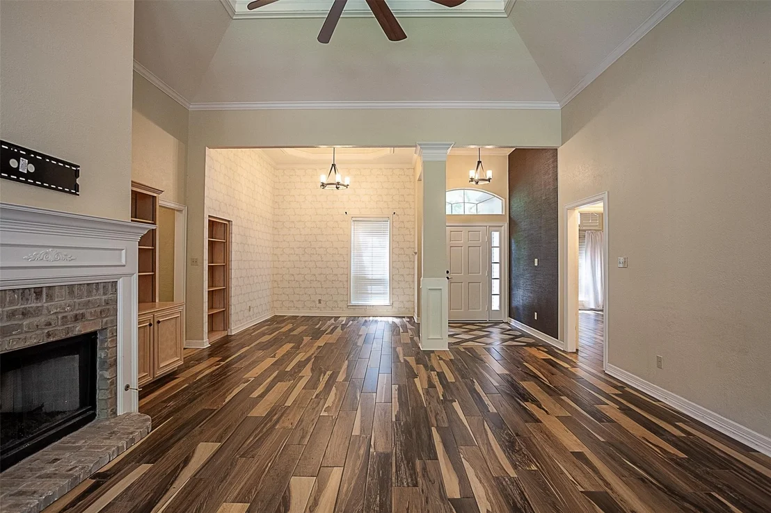 Photo of 3370 Foxbriar Lane