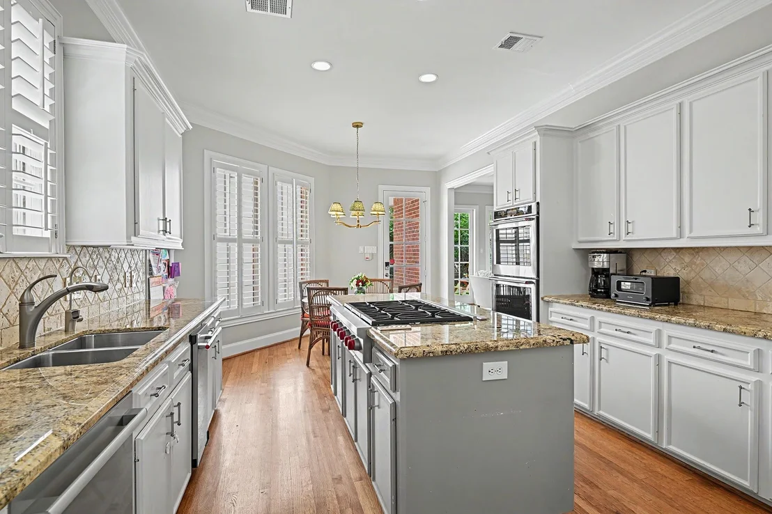 Photo of 5808 Fordham Street