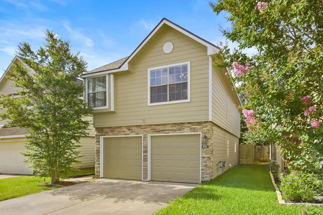 Photo of 8919 Windfern Trace Drive