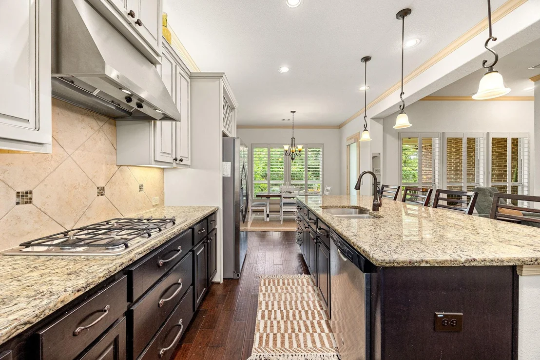 Photo of 10 Cottage Glen Lane