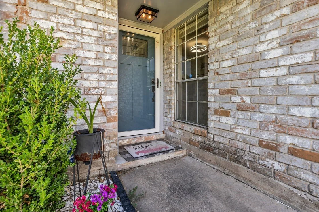 Photo of 18019 Blundell Drive