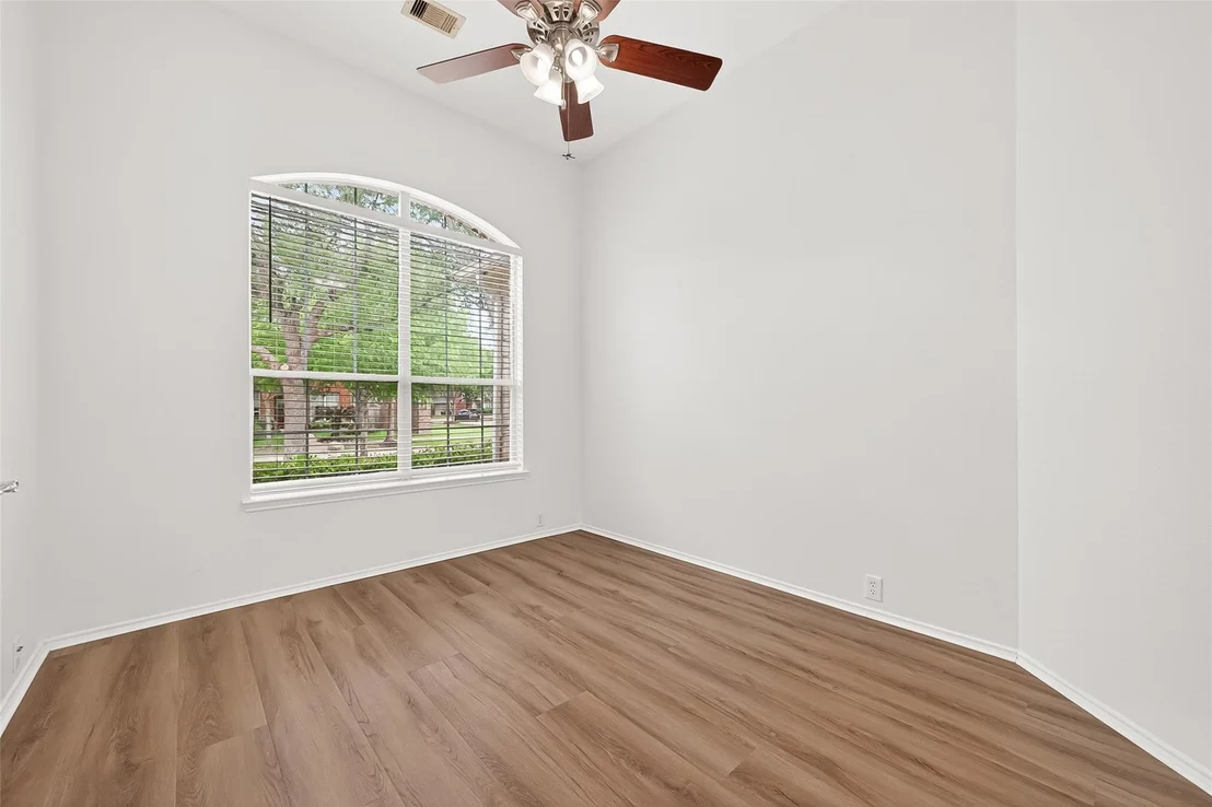 Photo of 5422 Lacey Oak Meadow Drive