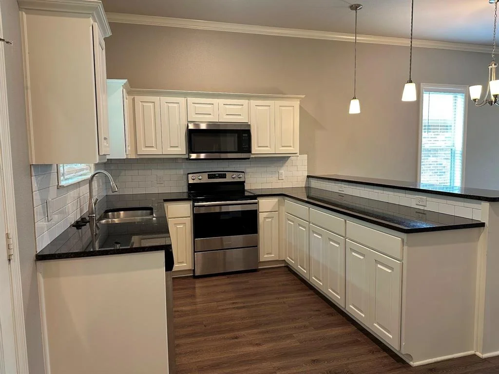Photo of 2911 Meadow Brook Trail