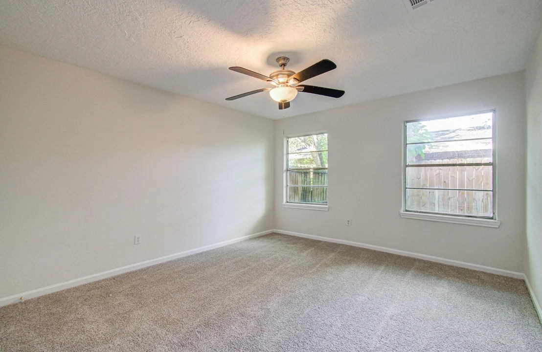 Photo of 5634 Ridgeway Drive