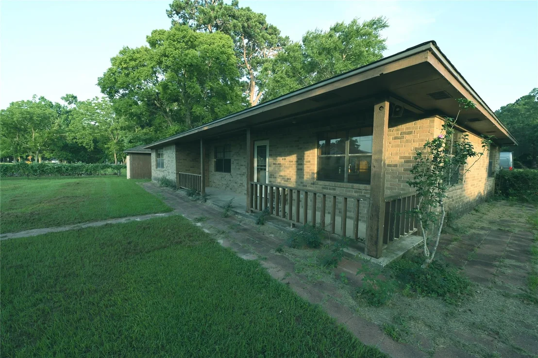 Photo of 390 Johnson Road