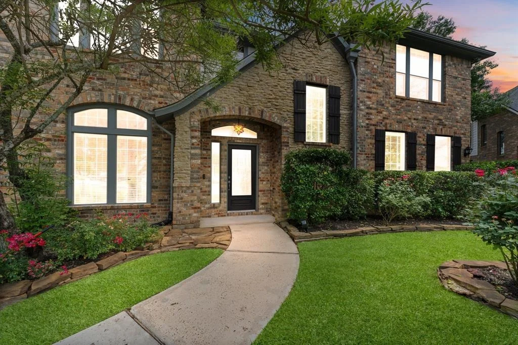 Photo of 602 Oak Ridge Grove Circle