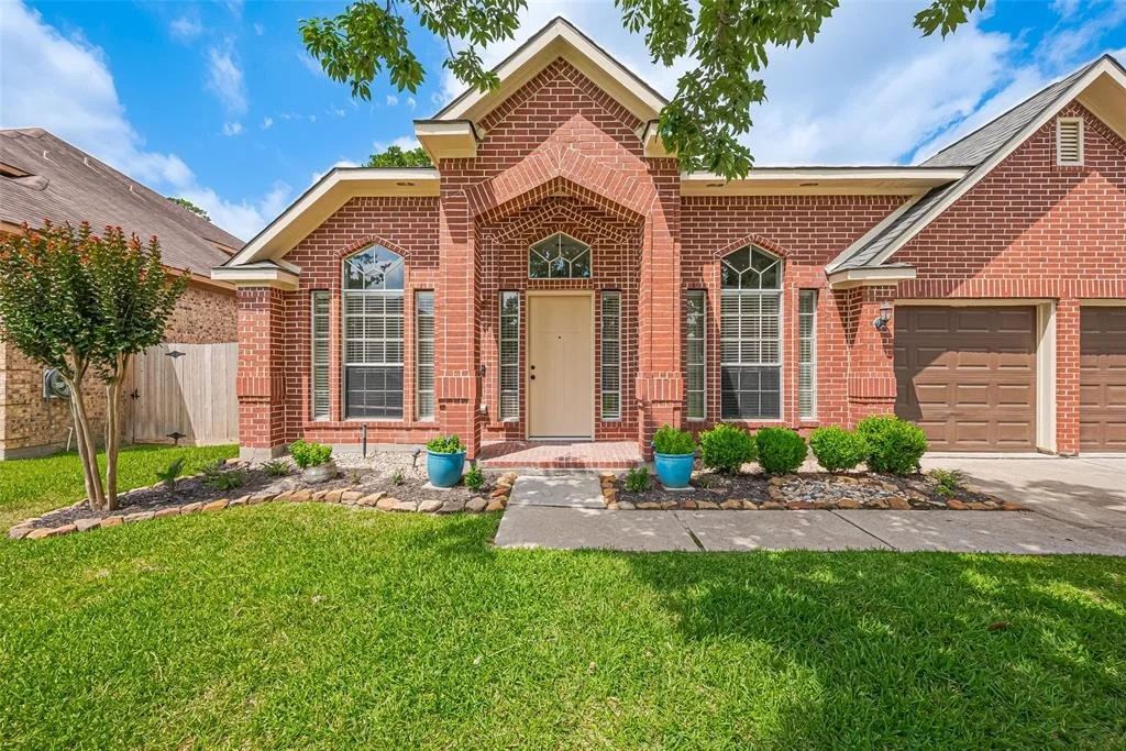 Photo of 19123 Dee Woods Drive