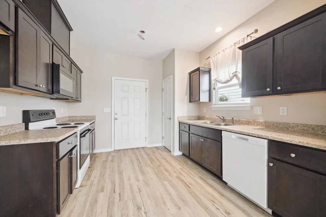 Photo of 1711 County Road 284
