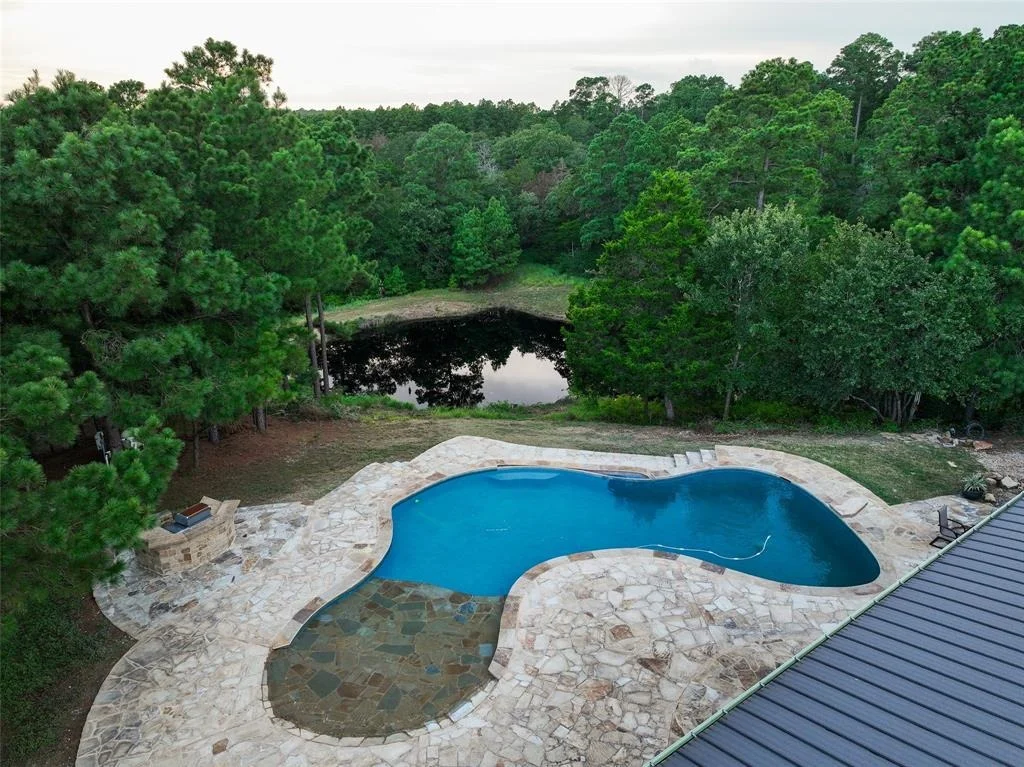 Photo of 815 Valley View Trail
