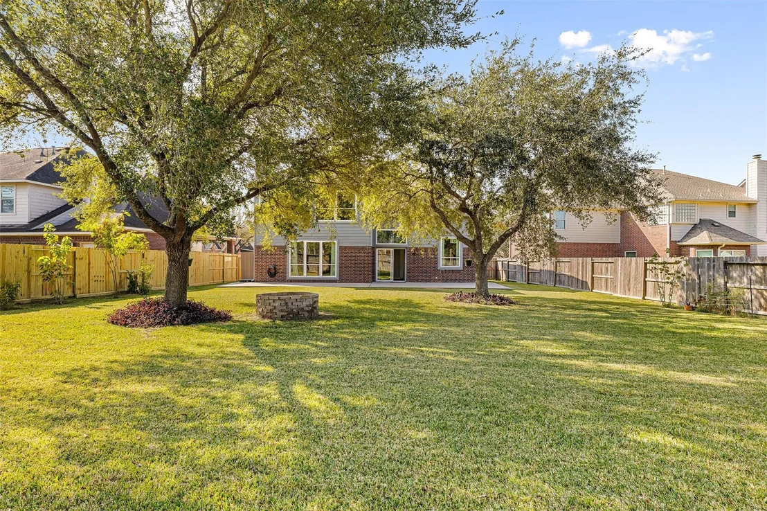 Photo of 6703 Walnut Square