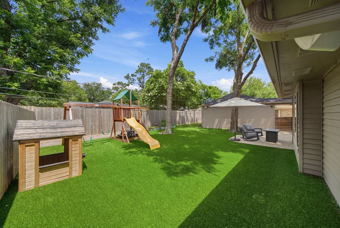 Photo of 2619 Parana Drive