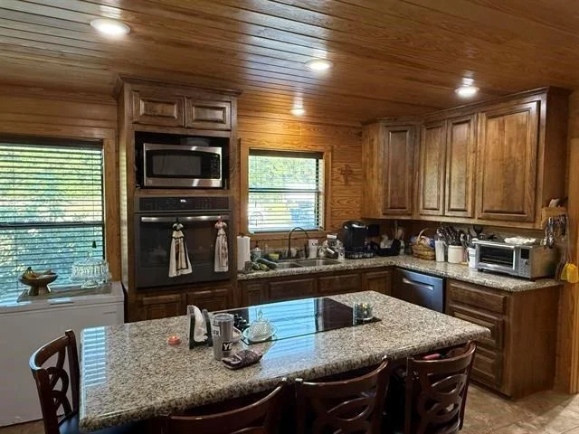 Photo of 7096 Jim Burns Road