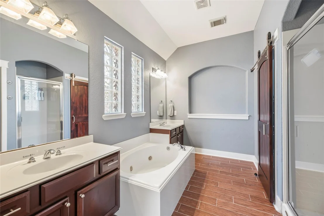 Photo of 20918 Field Manor Lane