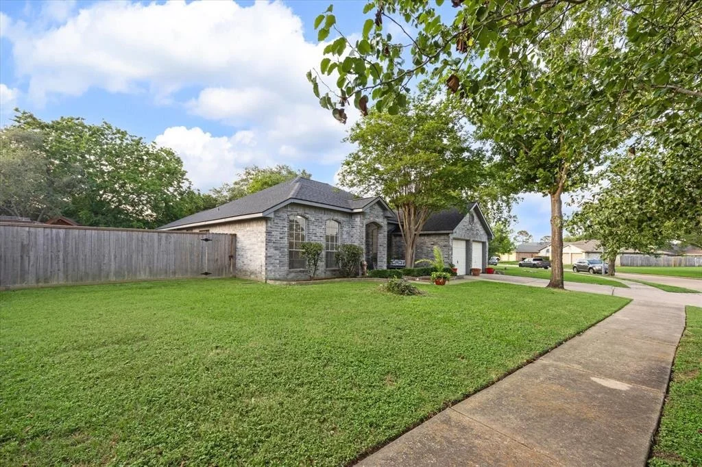 Photo of 6307 Northmark Drive