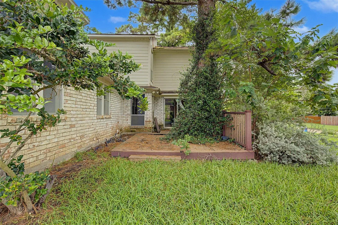 Photo of 12103 Hawthorne Drive
