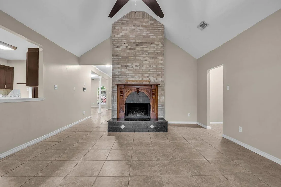 Photo of 23915 Spring Oak Drive