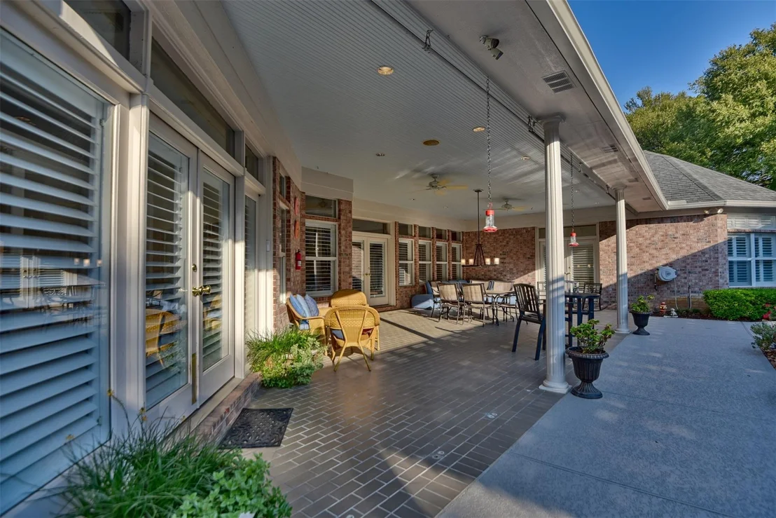 Photo of 851 Elm Drive