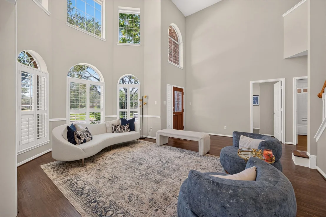 Photo of 2410 Falcon Knoll Lane