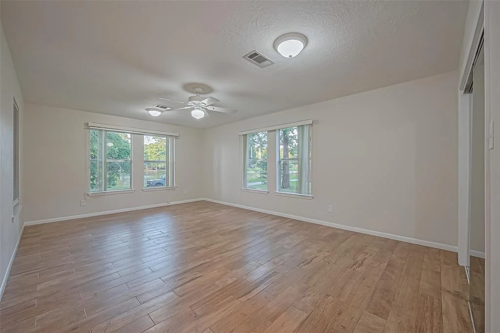 Photo of 1372 W Pine Lake Circle