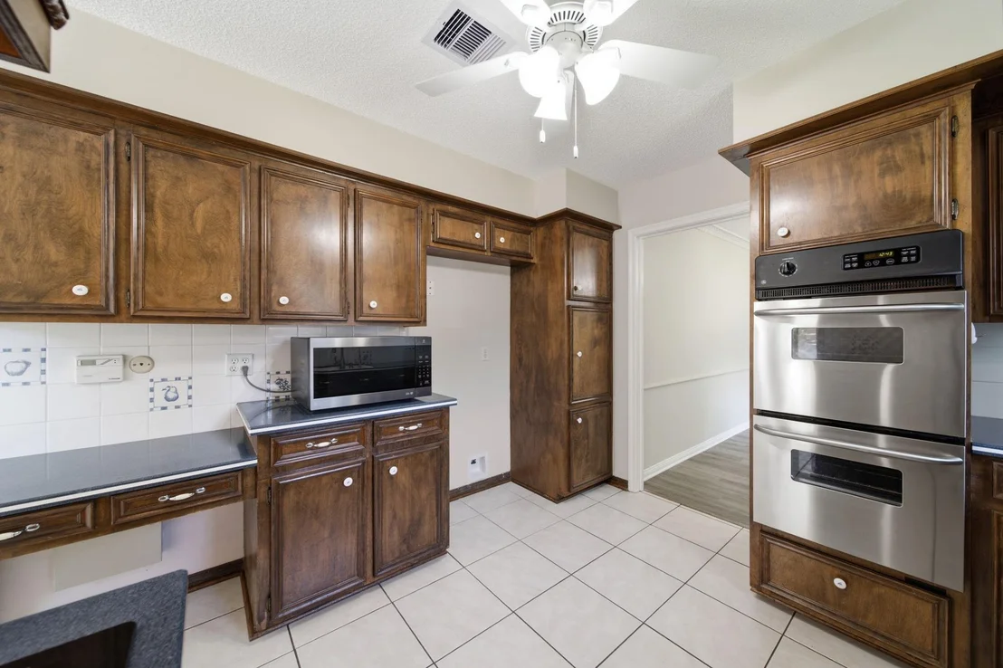 Photo of 626 Magic Oaks Drive