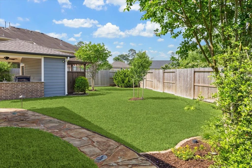 Photo of 6815 American Elm Lane