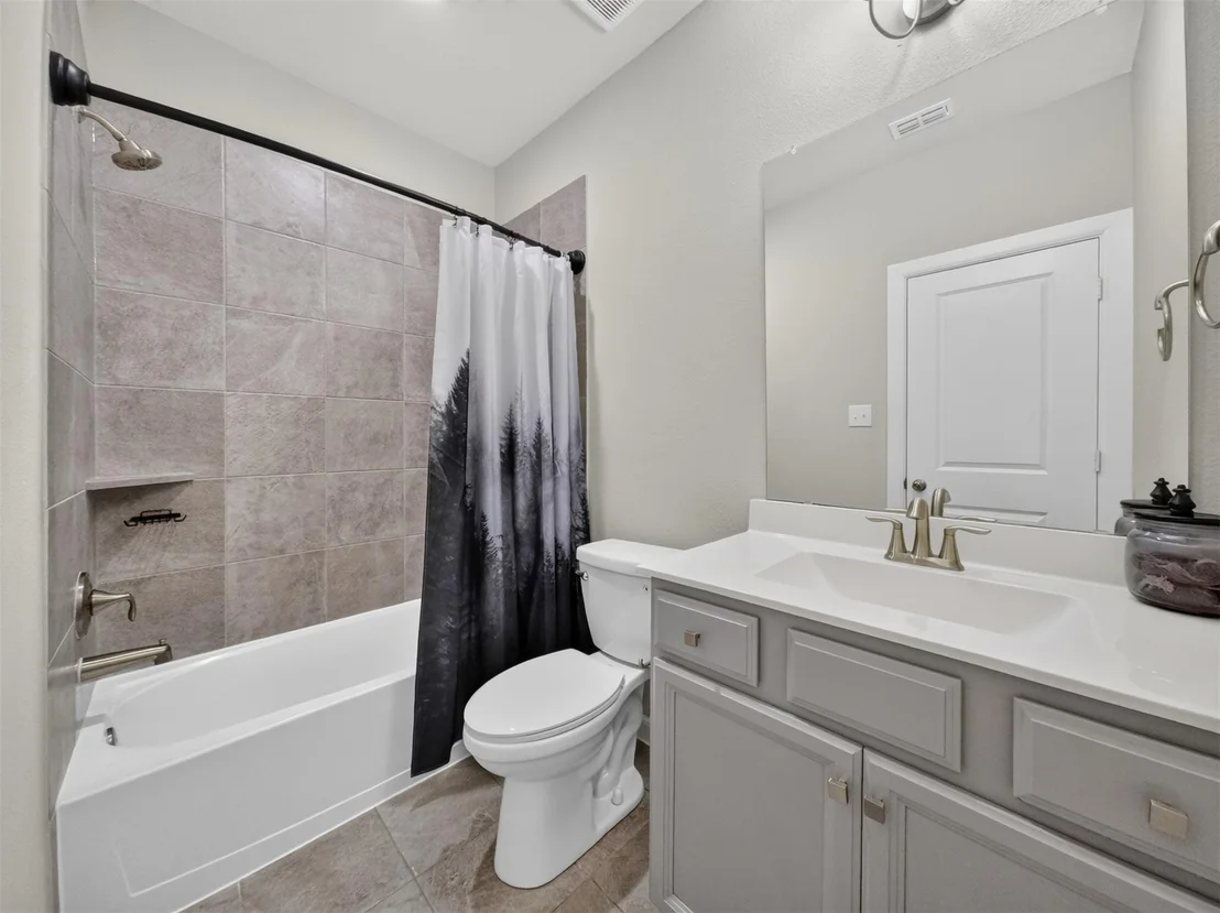 Photo of 4926 Morrison Drive