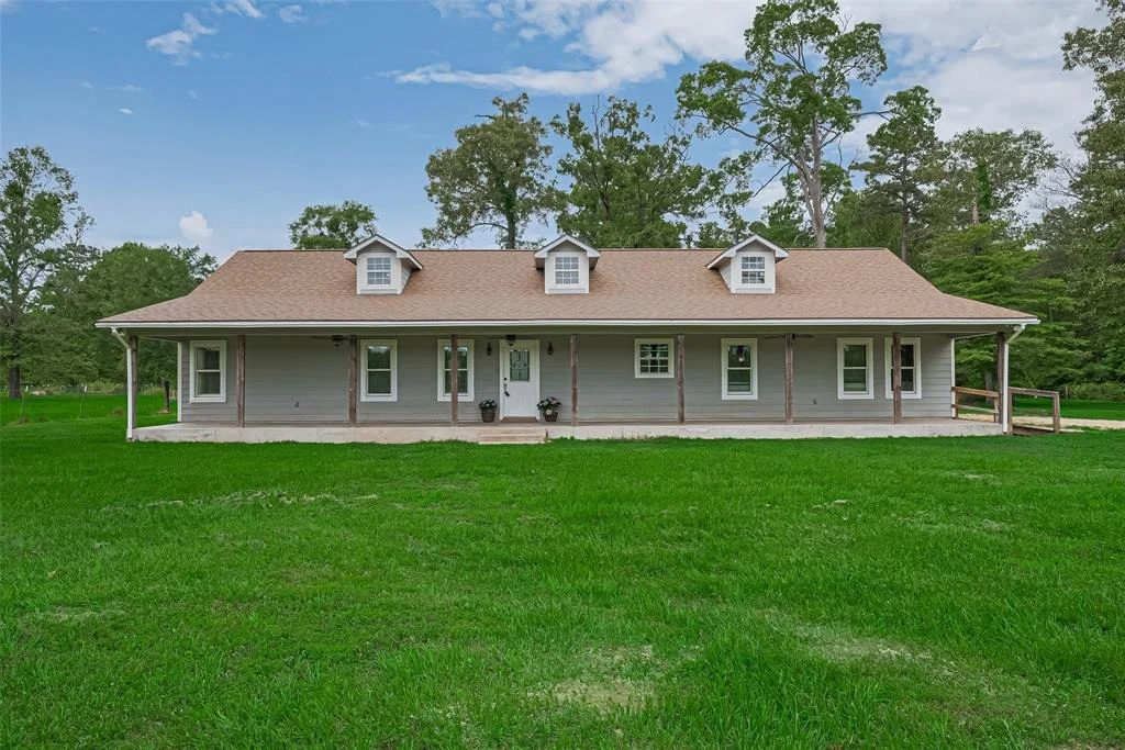 Photo of 5396 Duff Road