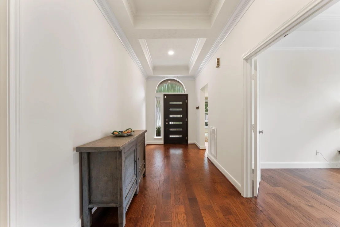 Photo of 23 S Manorcliff Place
