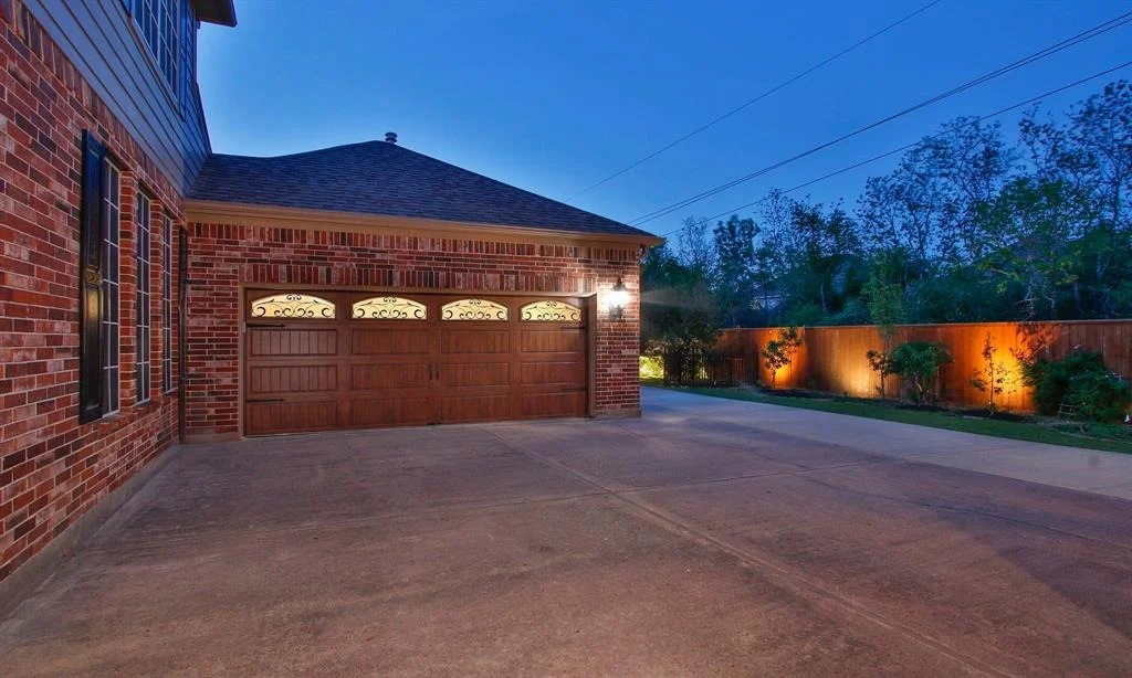 Photo of 6 White Meadow Court