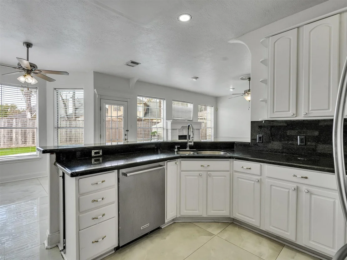 Photo of 12403 Millvan Drive