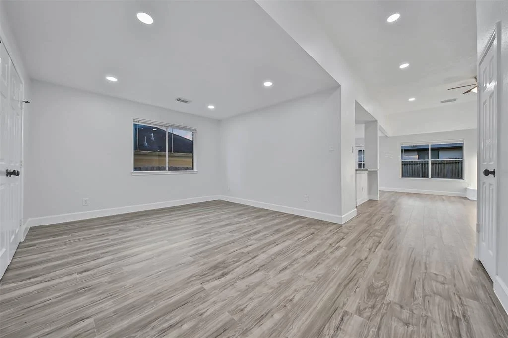 Photo of 12058 La Salle Branch