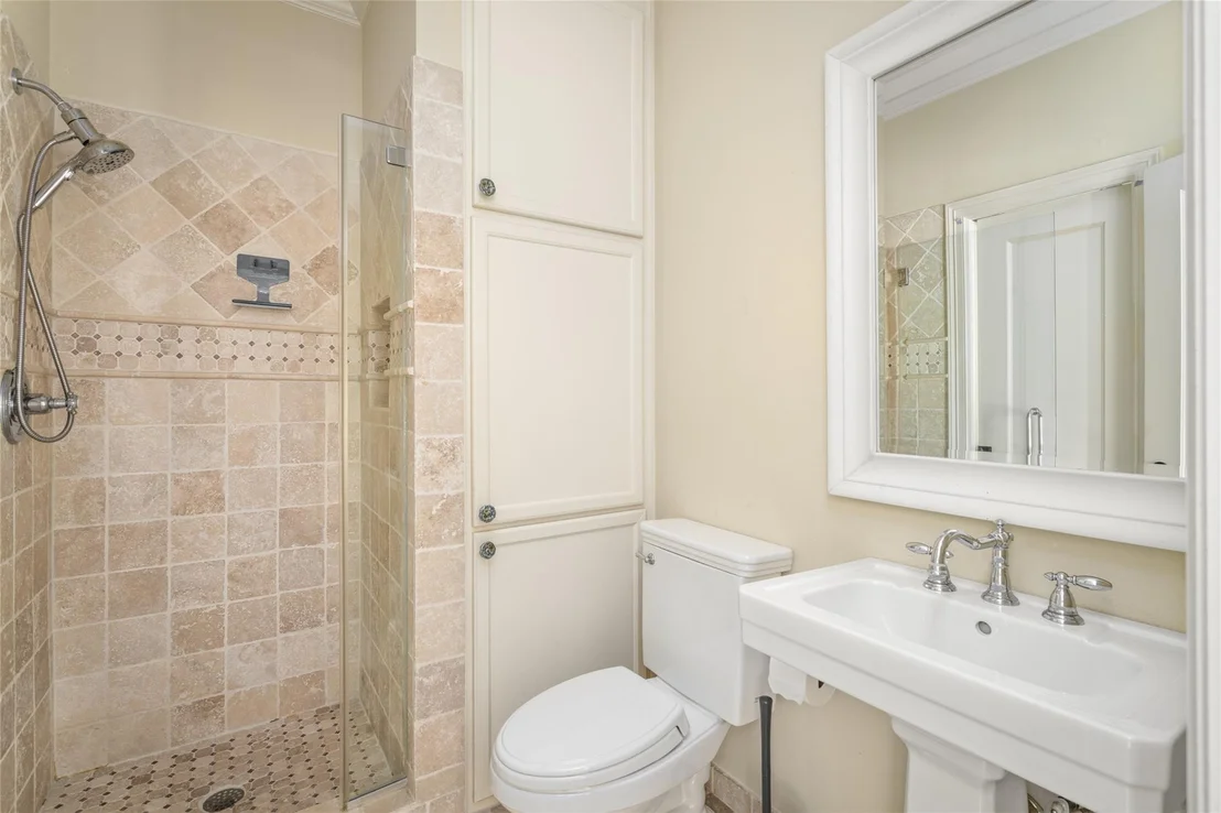 Photo of 3105 Locke Lane