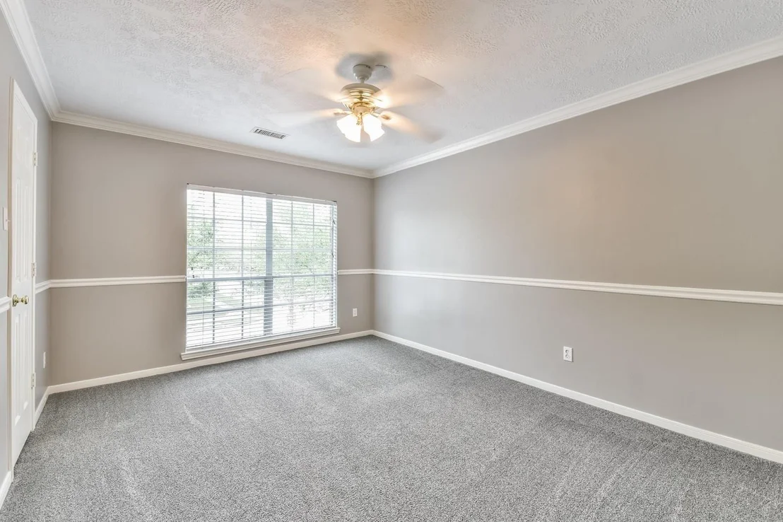 Photo of 6122 Spanish Oak Drive