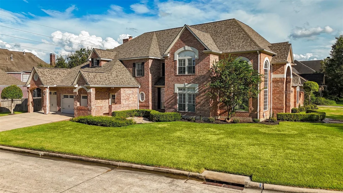 Photo of 16122 Wimbledon Forest Drive