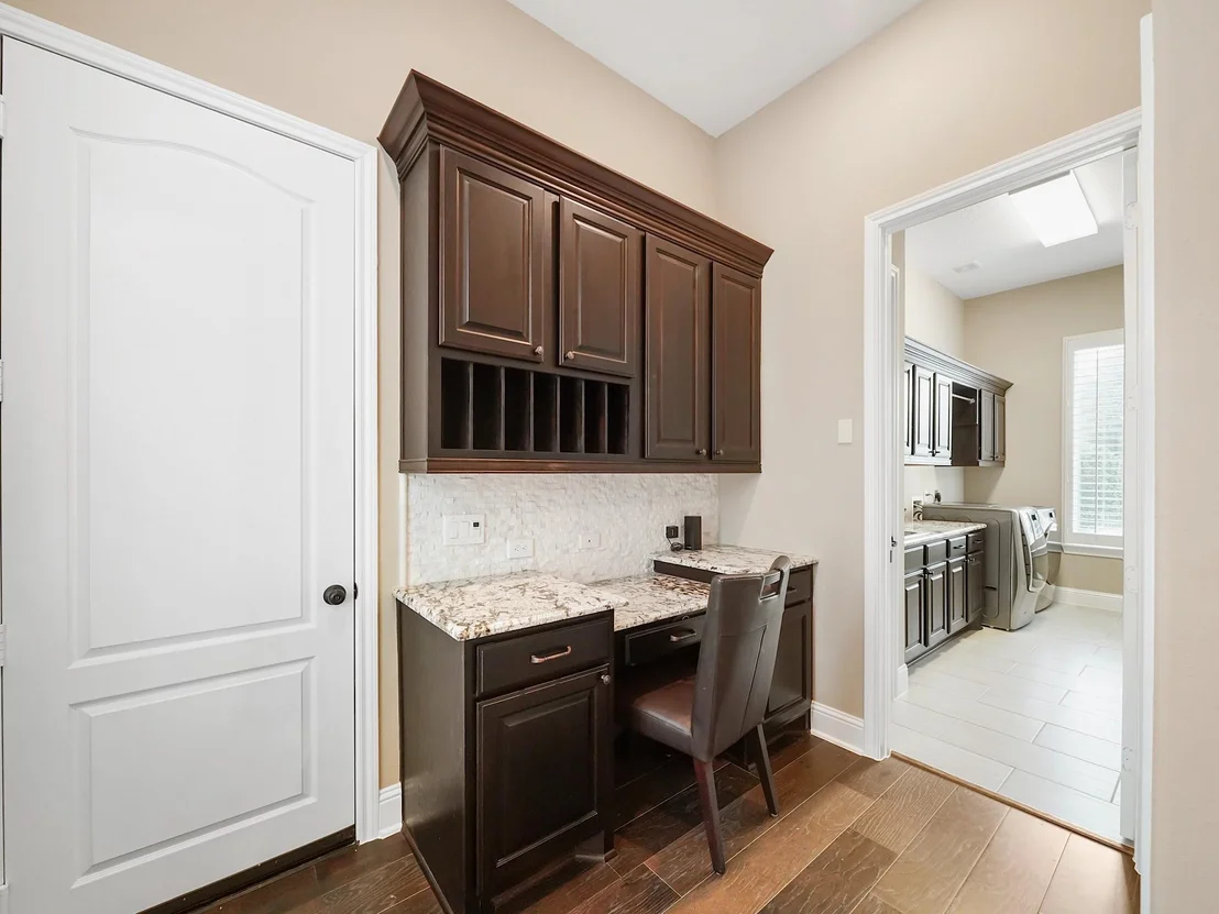 Photo of 5506 Fleming Rock Lane