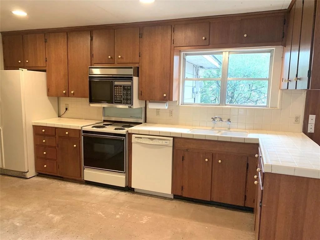 Photo of 4609 Redstart Street
