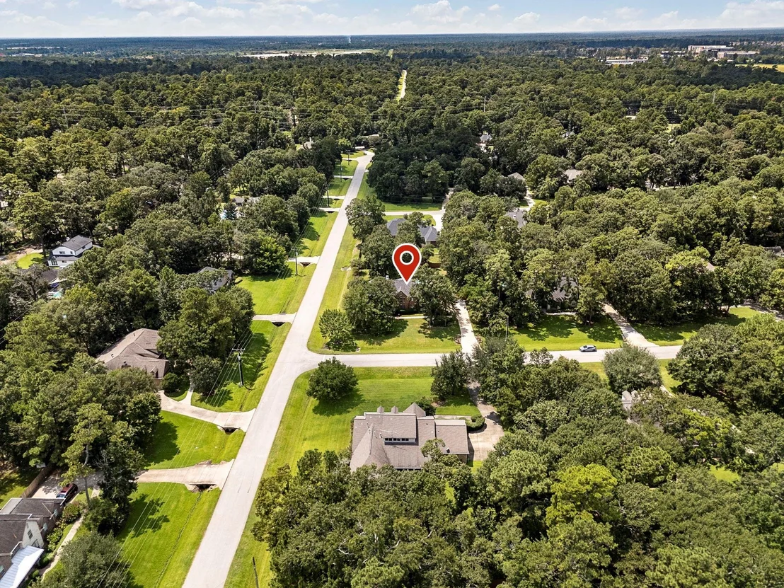 Photo of 13276 Brookfield Lane