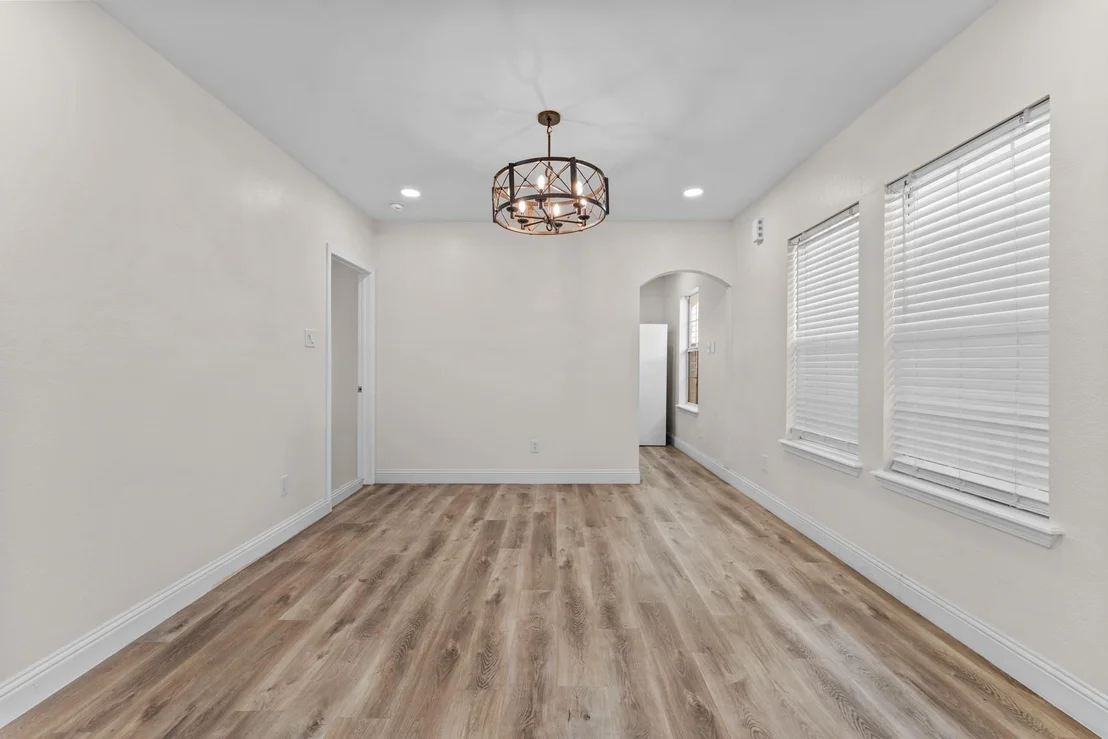 Photo of 1435 N Durham Drive