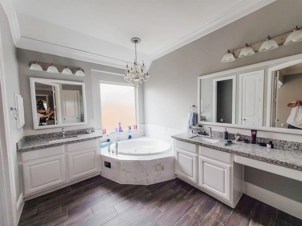 Photo of 9501 W Pedernales River Drive