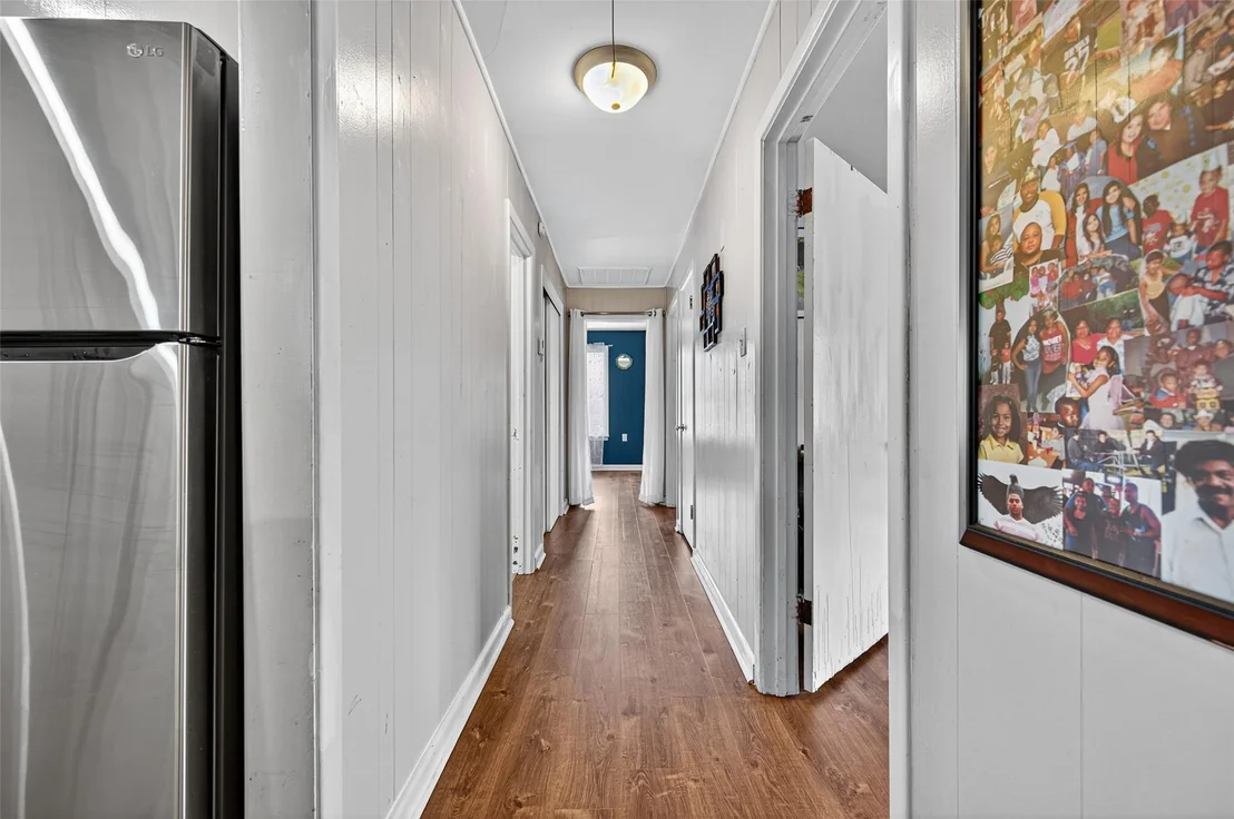 Photo of 702 Churchill Drive