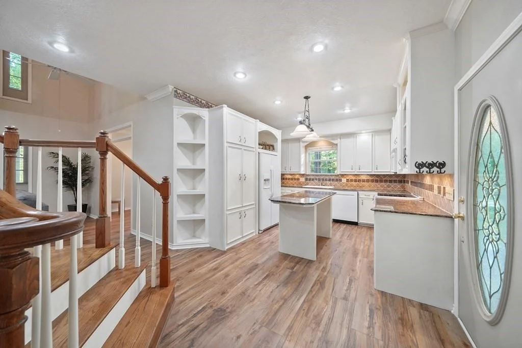 Photo of 245 Shadow Drive