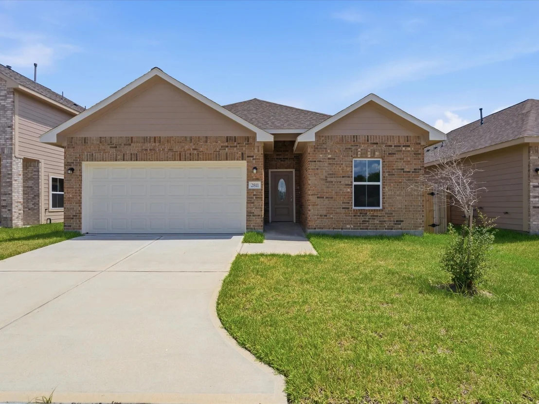 Photo of 2811 Pine Estate Lane