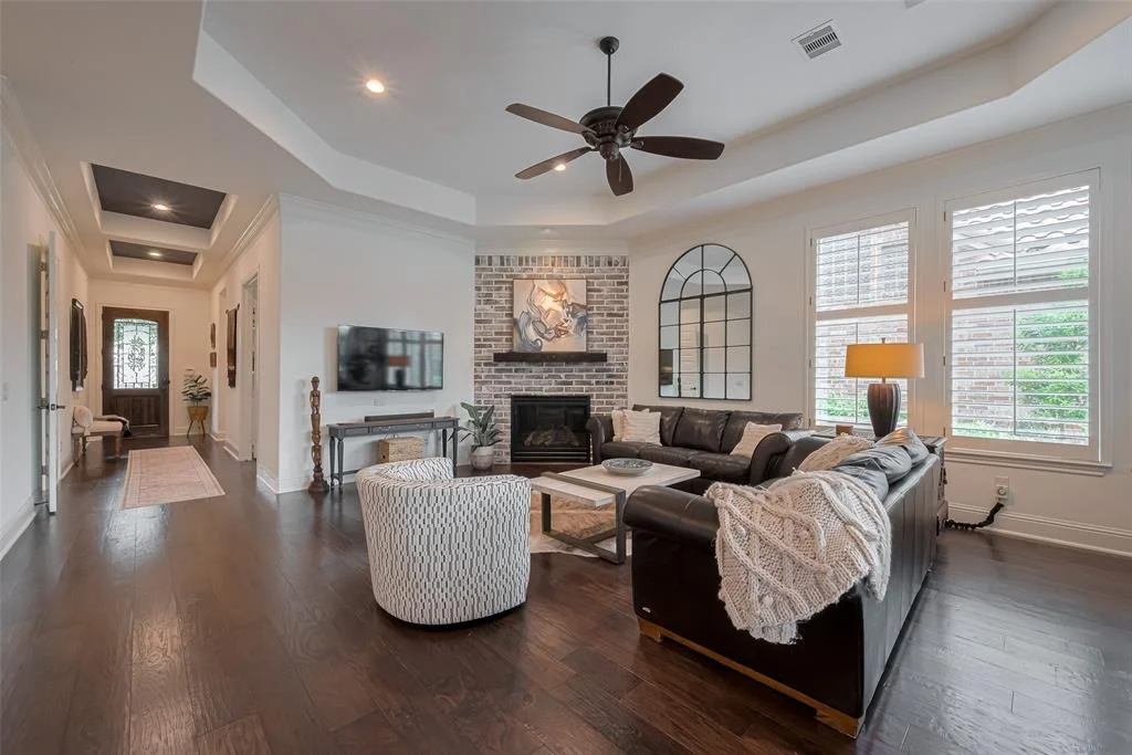 Photo of 7 Edgemont Court