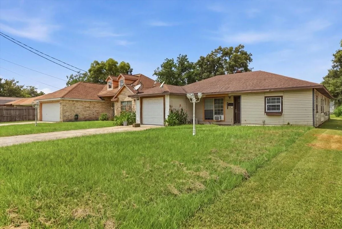 Photo of 2230 Toledo Street