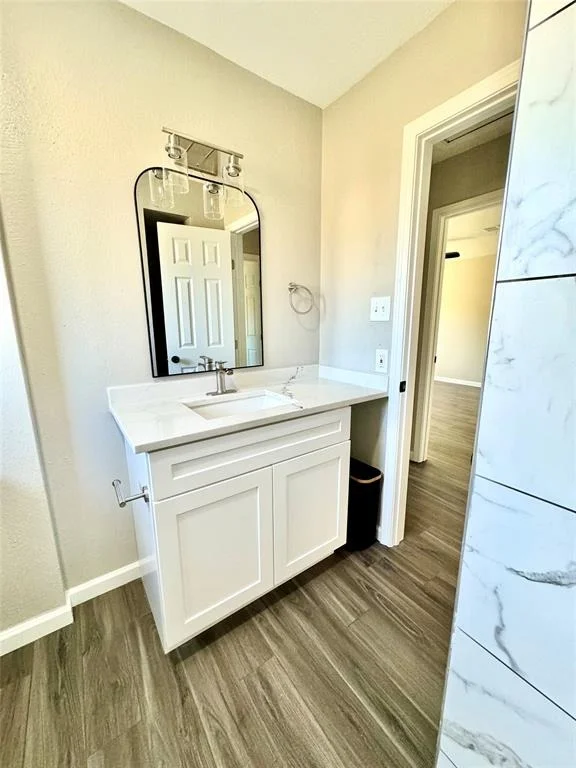 Photo of 6814 Sandy Oaks Drive
